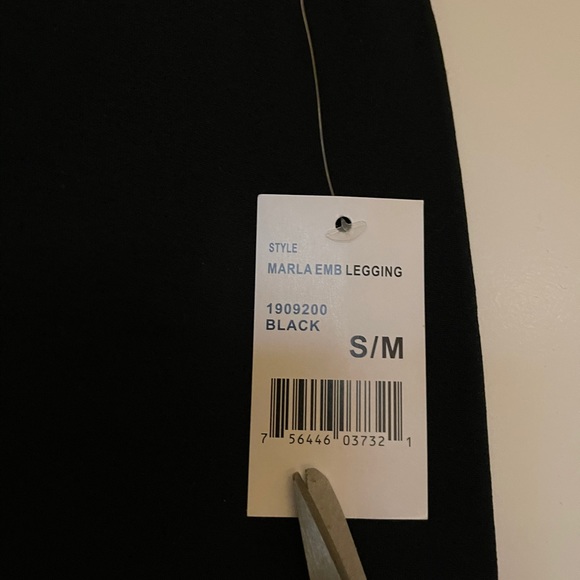 Angel + Premium Marla Embroidered Leggings - Picture 12 of 14